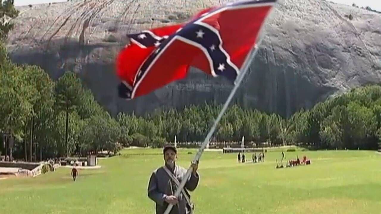 stone-mountain-laser-show