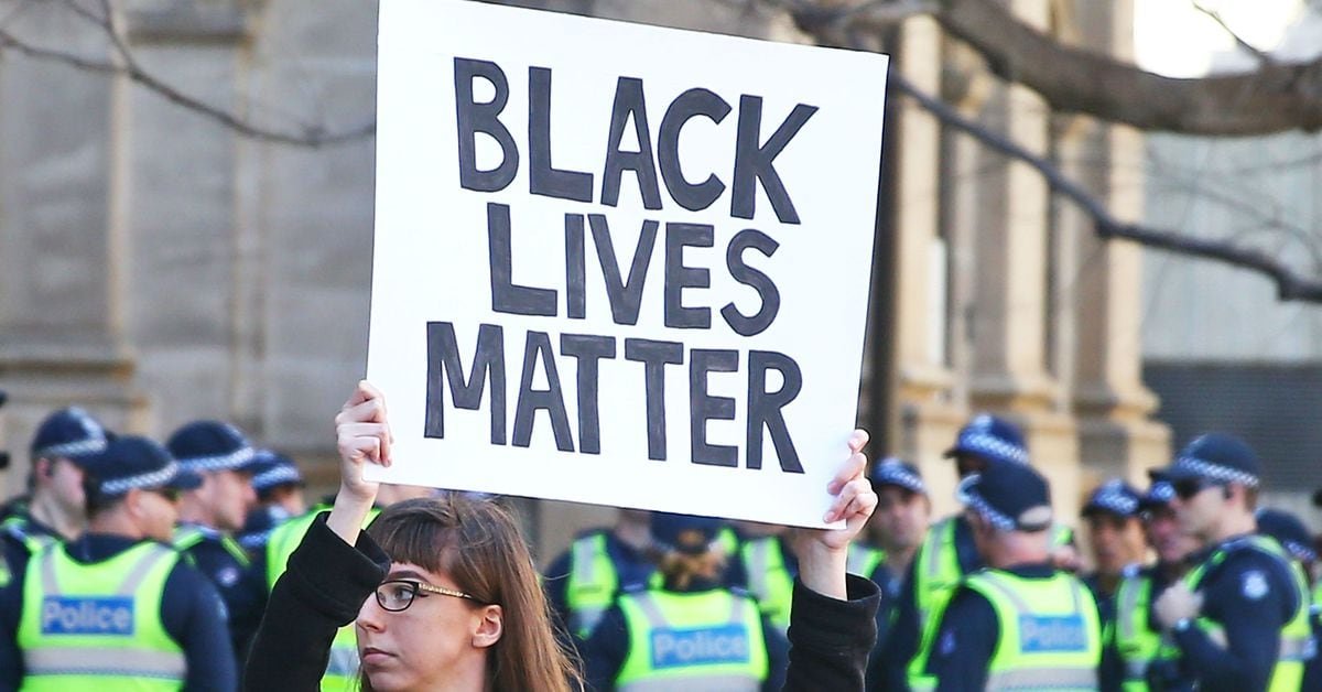 Wells Fargo Rejects Offensive And Antisocial Black Lives Matter Debit Card