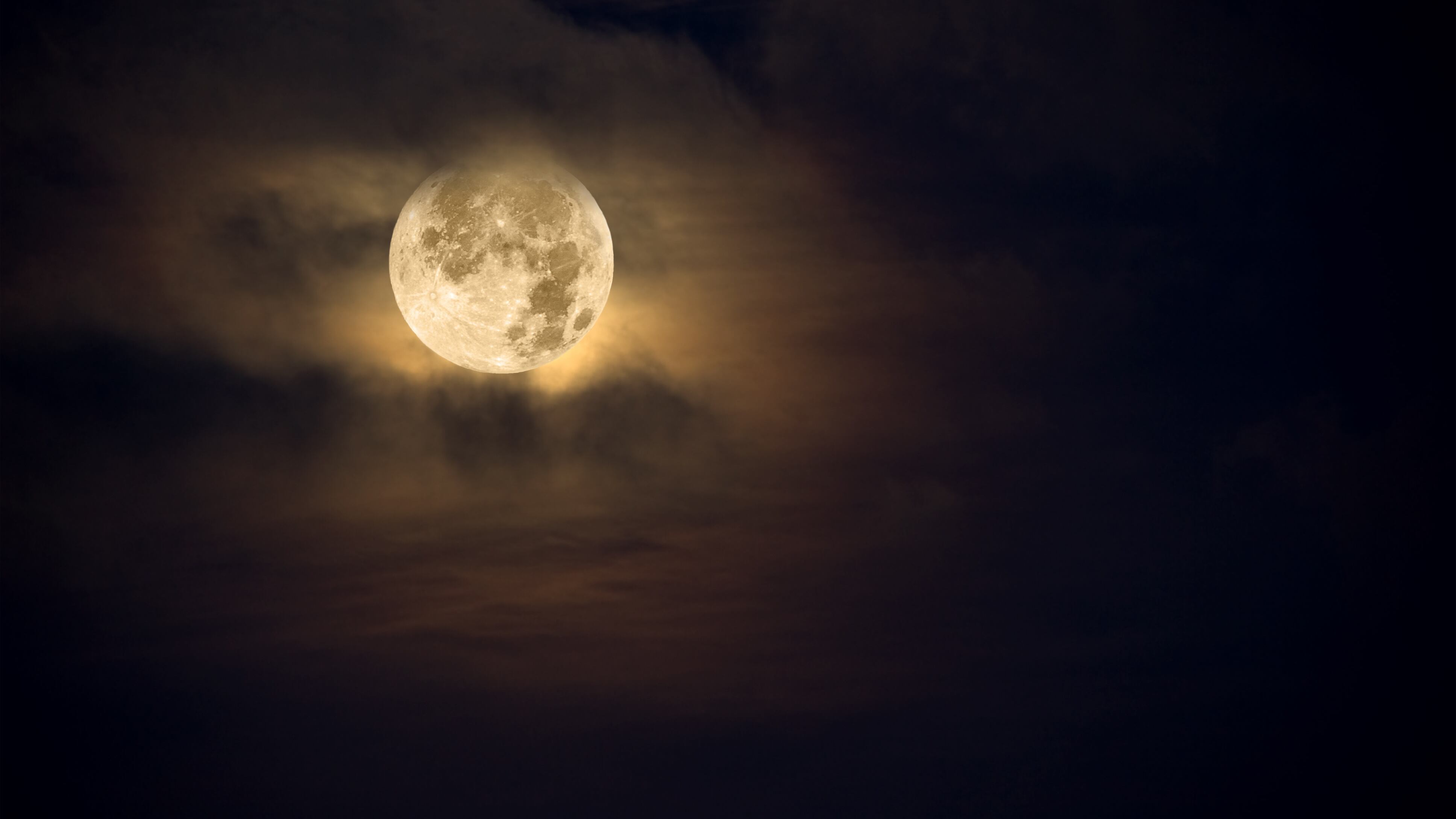 Harvest moon: How, when to see first supermoon of 2025 – WSB
