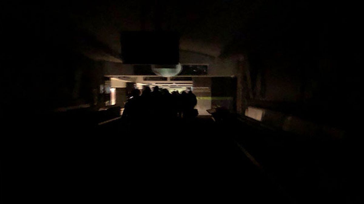 <p>Twitter user @rachkay00 sent us this photo of the outage at Hartsfield-Jackson Atlanta International airport.</p>